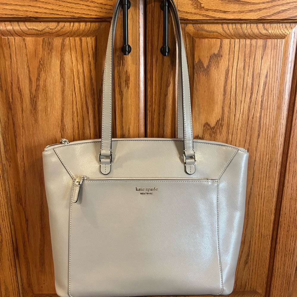 Kate Spade Louise large tote in taupe